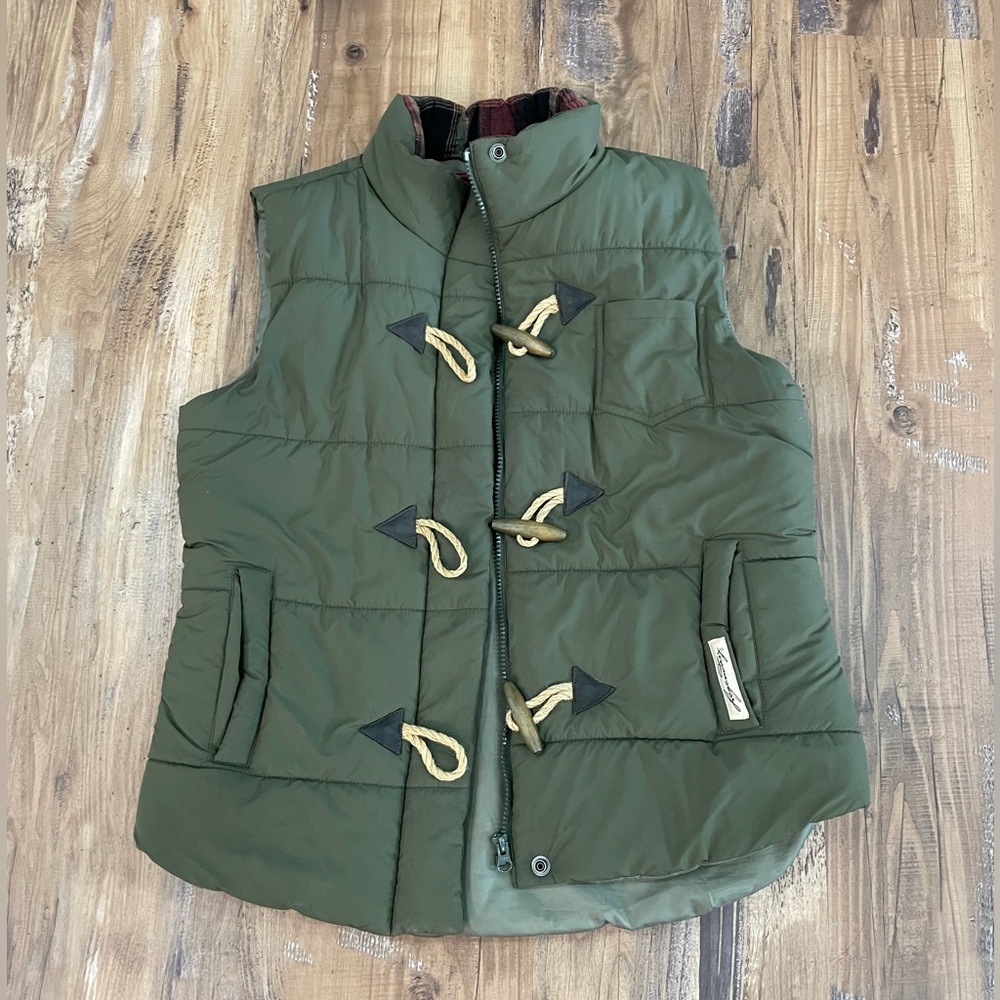 Legendary Whitetail Puffer Vest